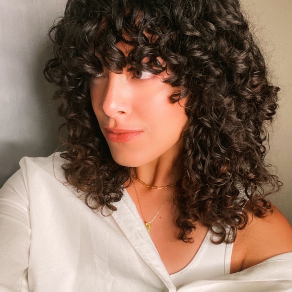 Meet Your Posher, Joselyn 🤍 - Picture 1 of 2